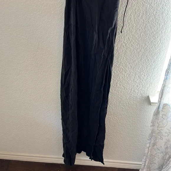 For love and lemons Kyra Cut Out Maxi Dress in Black - Picture 13 of 16